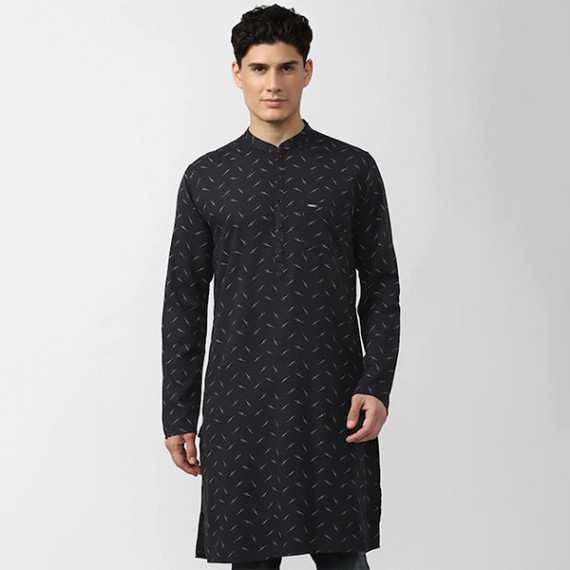 https://www.bloomwow.in/products/men-black-geometric-printed-kurta-1