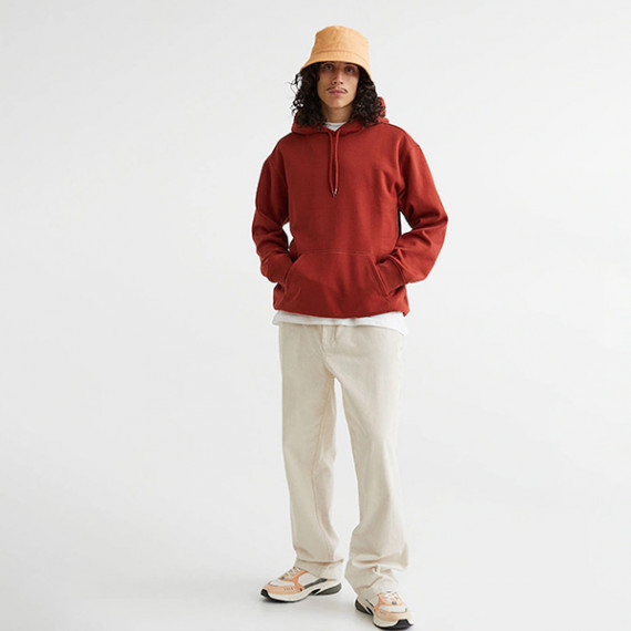 https://www.bloomwow.in/products/men-relaxed-fit-hoodie