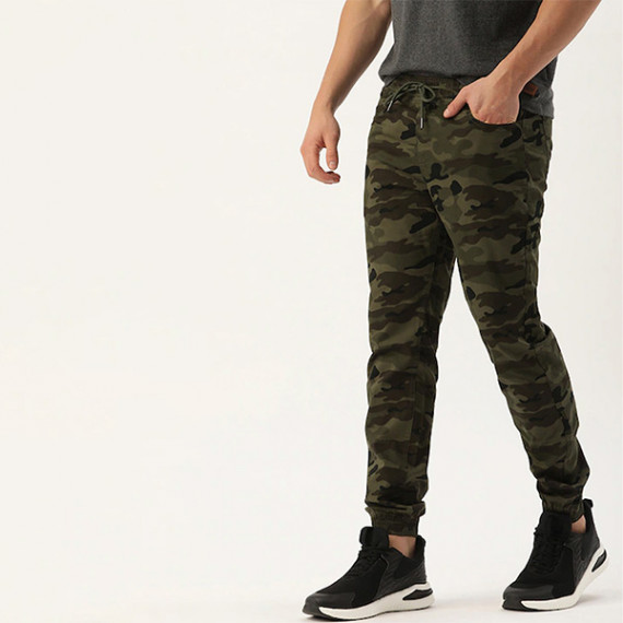 https://www.bloomwow.in/products/men-olive-green-camouflage-printed-slim-fit-joggers-trousers
