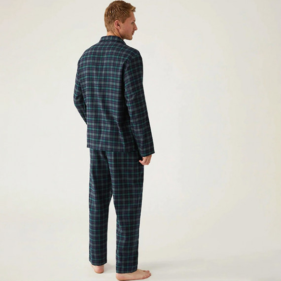 https://www.bloomwow.in/products/men-green-blue-checked-night-suit