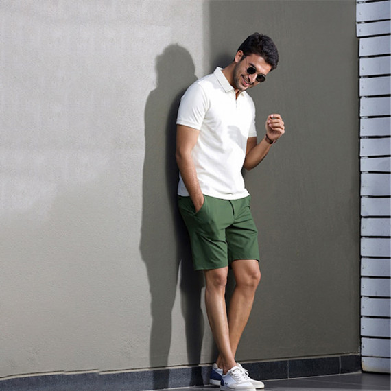 https://www.bloomwow.in/products/men-green-4way-stretch-chino-shorts