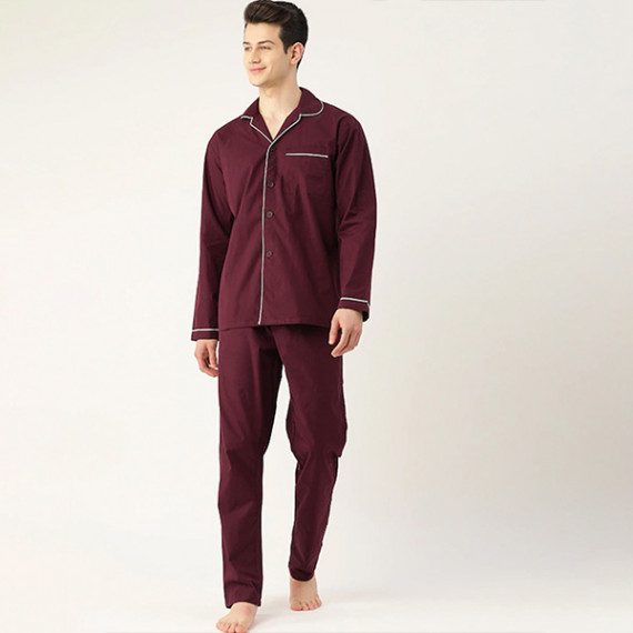https://www.bloomwow.in/products/men-burgundy-pure-cotton-solid-nightsuit