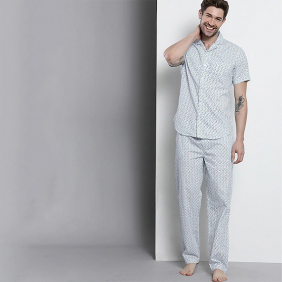 https://www.bloomwow.in/products/men-white-printed-pure-cotton-night-suit