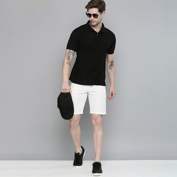 https://www.bloomwow.in/products/men-white-slim-fit-chino-shorts