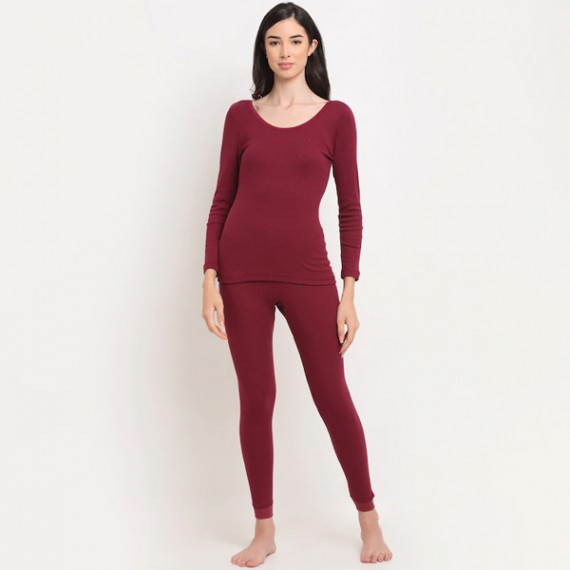 https://www.bloomwow.in/products/women-maroon-striped-thermal-top